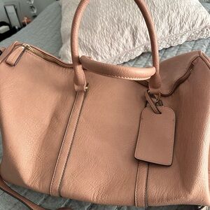 Elegant Tan Leather Handbag